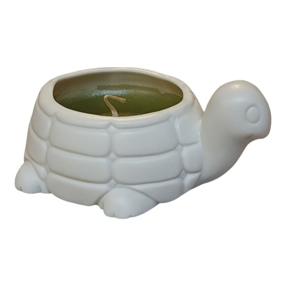 COTY 'Sweet Earth' Scented Candle in Porcelain TURTLE Holder WHITE GREEN Unused - Picture 2 of 8